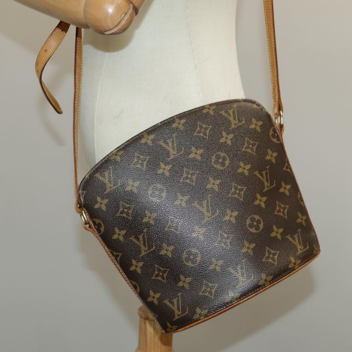 LOUIS VUITTON Monogram Drouot Shoulder Shoulder Bag M51290 LV Auth 97984