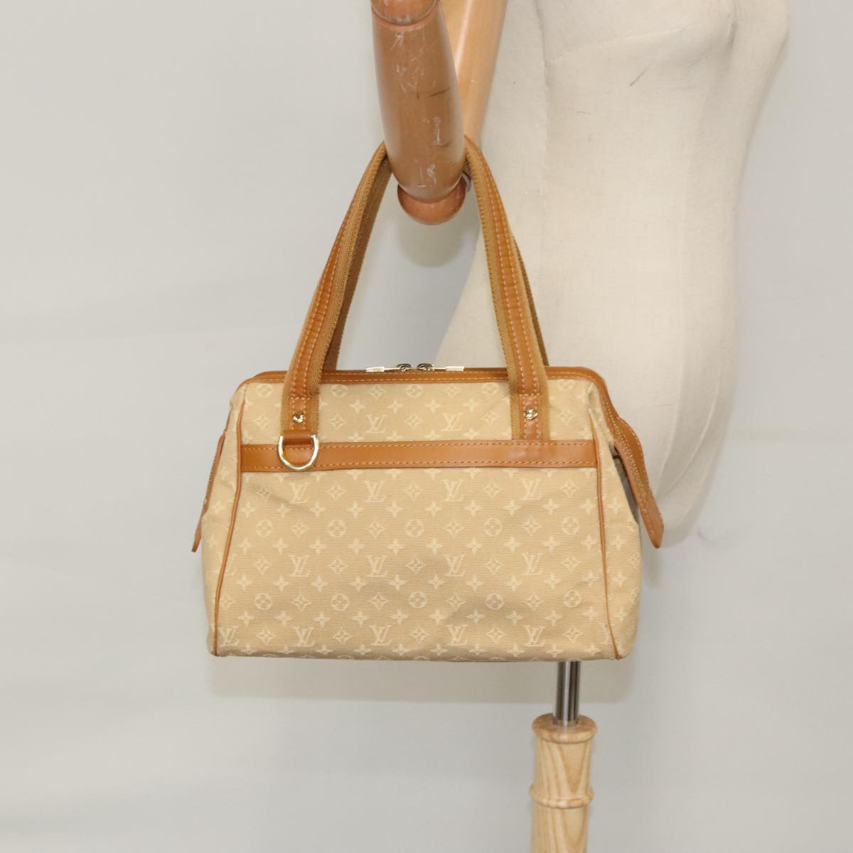 LOUIS VUITTON Monogram Mini Josephine PM Hand Bag Beige M92416 LV Auth 97985