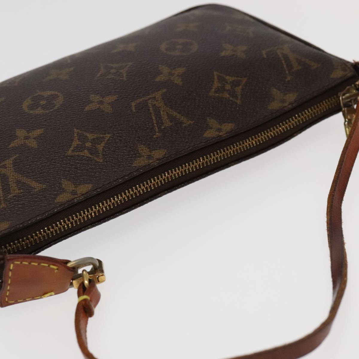 LOUIS VUITTON Monogram Pochette Accessoires Pouch M51980 LV Auth 98018