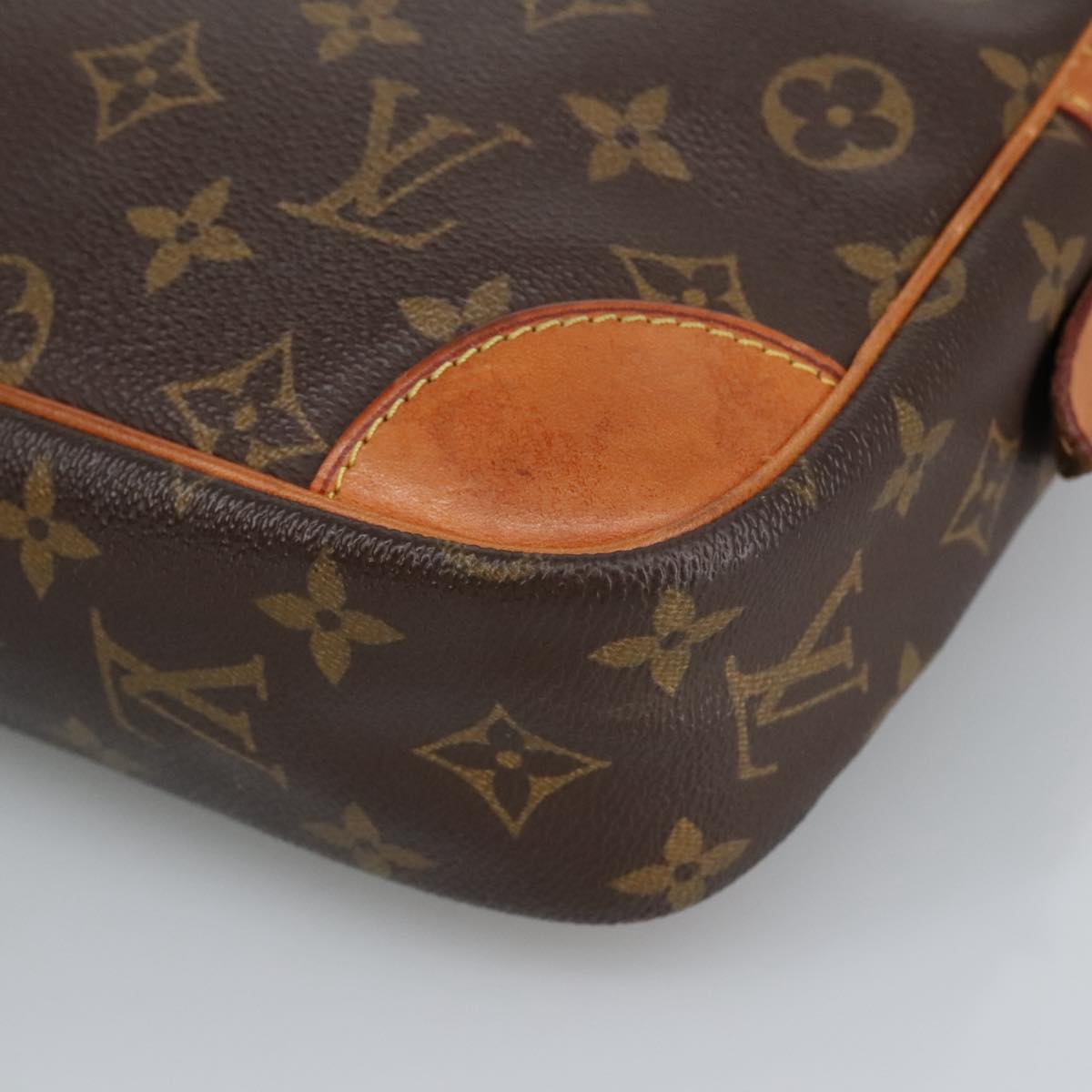 LOUIS VUITTON Monogram Compiegne 28 Clutch Bag M51845 LV Auth 98034