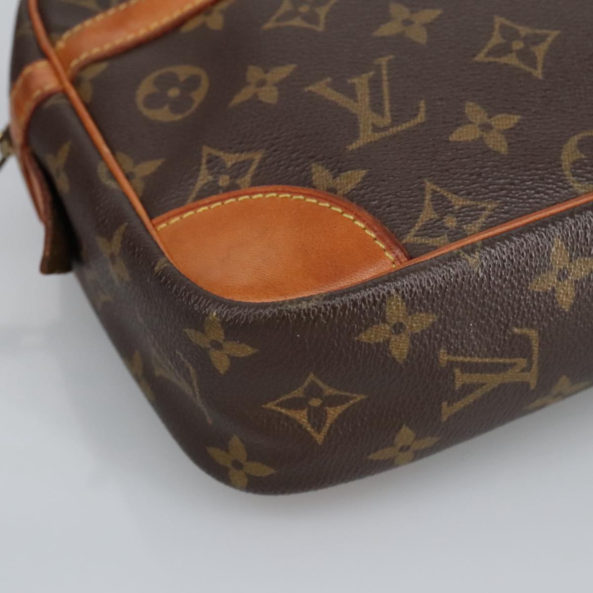 LOUIS VUITTON Monogram Compiegne 28 Clutch Bag M51845 LV Auth 98034