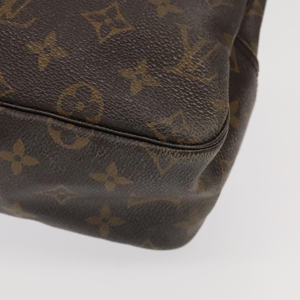 LOUIS VUITTON Monogram Trousse Toilette 28 Clutch Bag M47522 LV Auth 98040