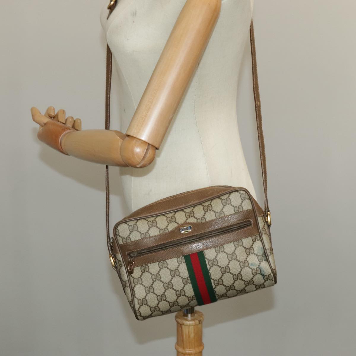 GUCCI GG Supreme Web Sherry Line Shoulder Bag PVC Beige 98 02 004 Auth 98076