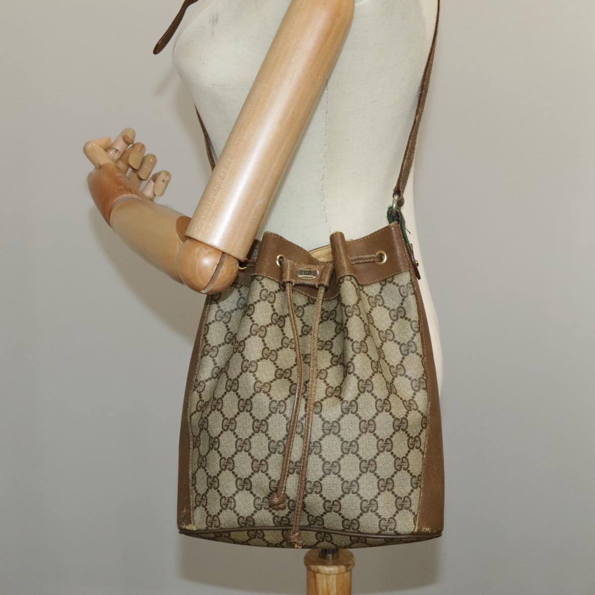 GUCCI GG Supreme Web Sherry Line Shoulder Bag PVC Beige 41 02 034 Auth 98088