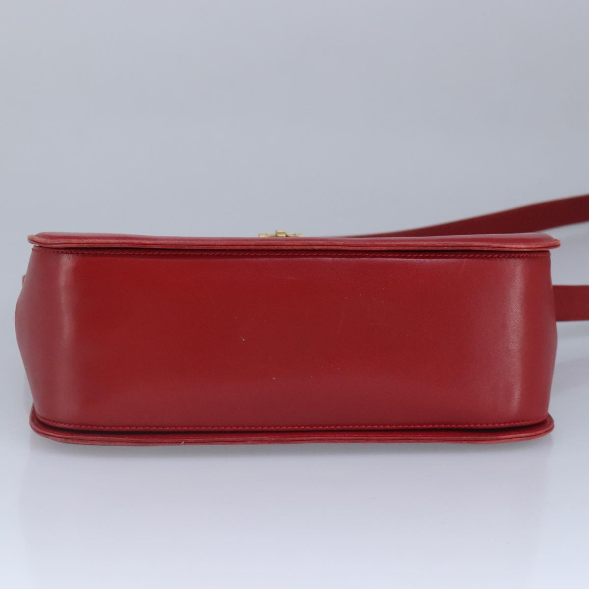 GUCCI Shoulder Bag Leather Red Gold Auth 98126