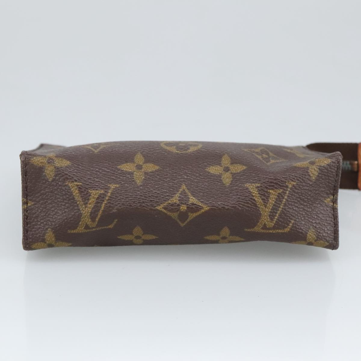 LOUIS VUITTON Monogram Poche Toilette 15 Pouch M47546 LV Auth 98203