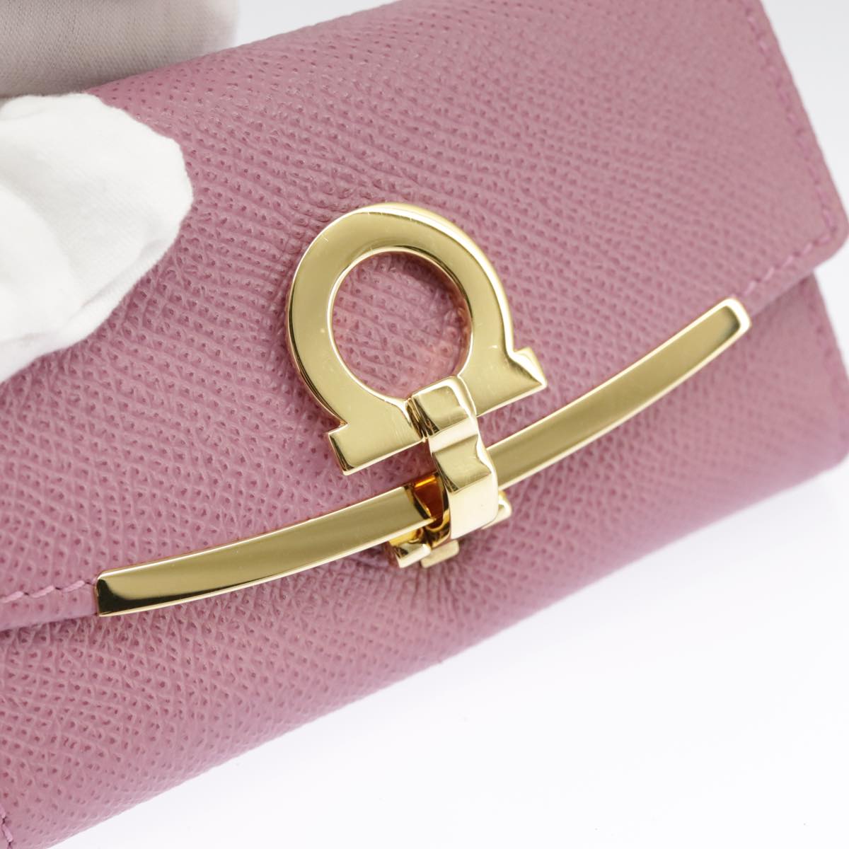 Salvatore Ferragamo Gancini Key Case Leather Pink Auth 98228