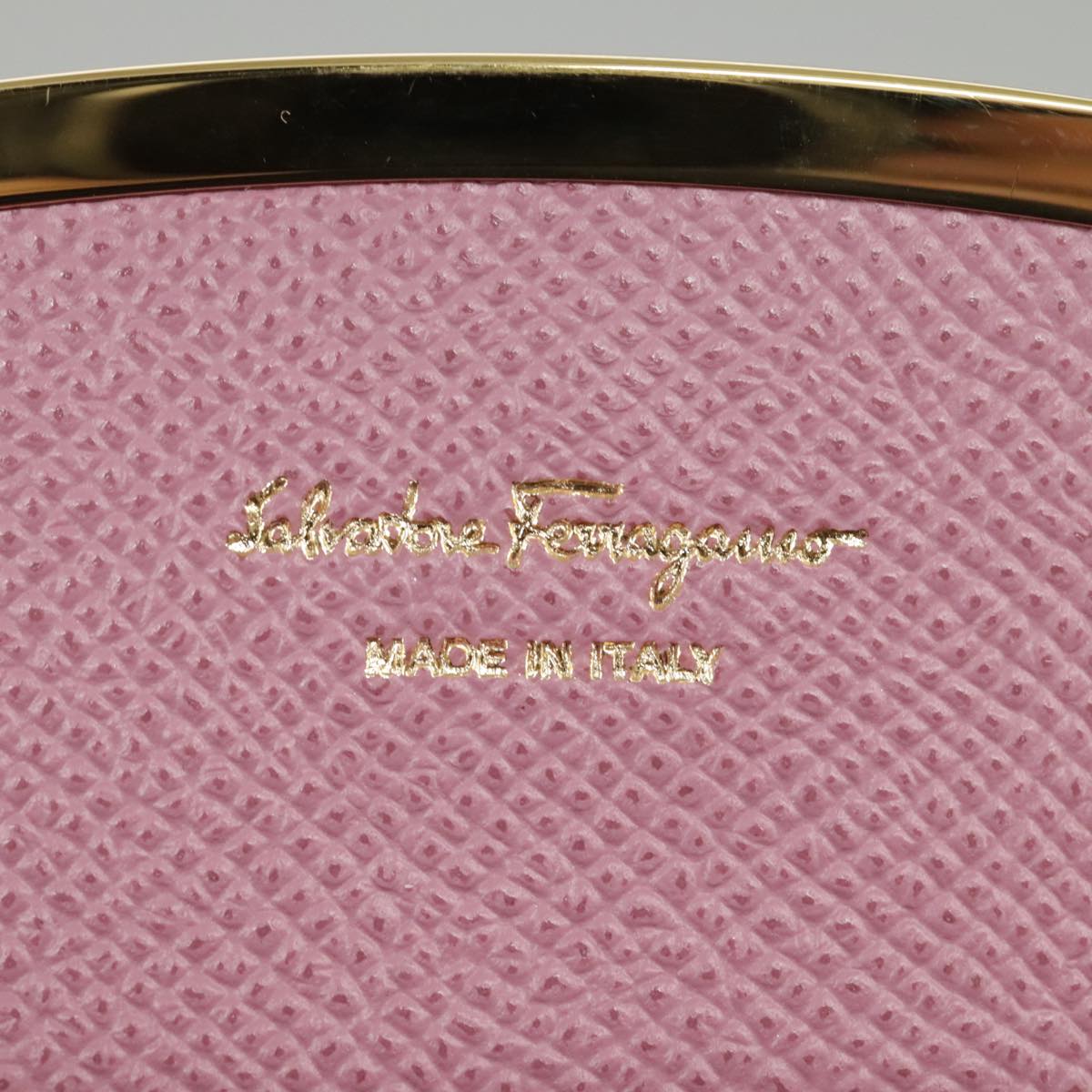 Salvatore Ferragamo Gancini Key Case Leather Pink Auth 98228