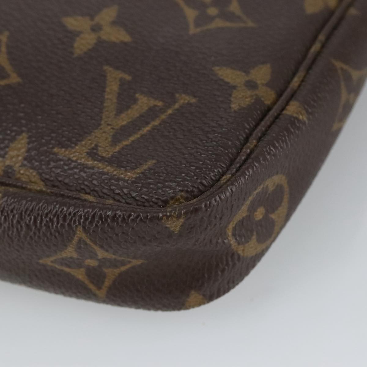 LOUIS VUITTON Monogram Pochette Accessoires Pouch M51980 LV Auth 98276