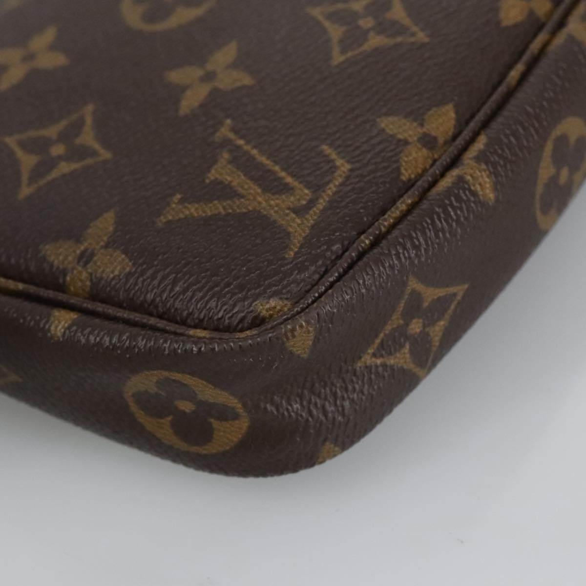 LOUIS VUITTON Monogram Pochette Accessoires Pouch M51980 LV Auth 98276