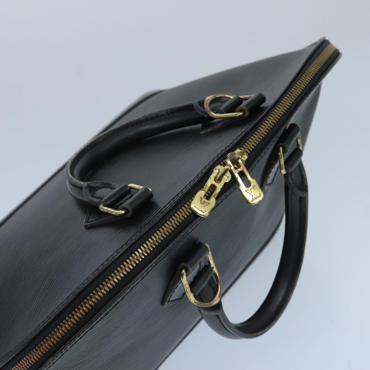 LOUIS VUITTON Epi Alma Hand Bag Black M52142 LV Auth 98301