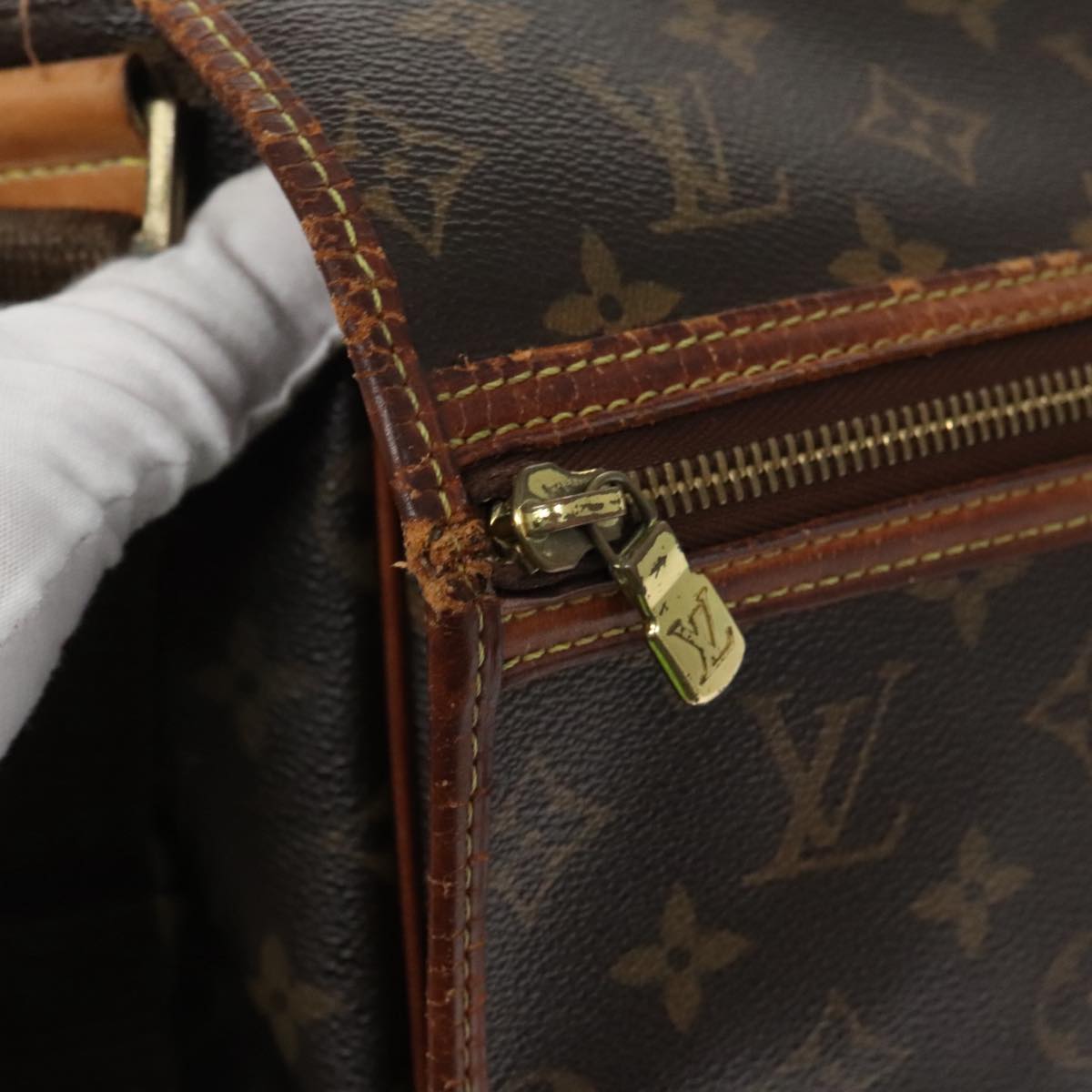 LOUIS VUITTON Monogram Messenger Bosphore GM Shoulder Bag M40105 Auth 98321