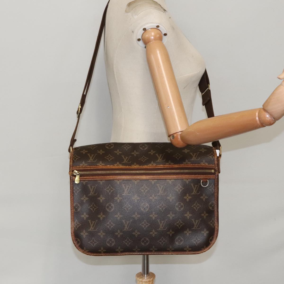 LOUIS VUITTON Monogram Messenger Bosphore GM Shoulder Bag M40105 Auth 98321