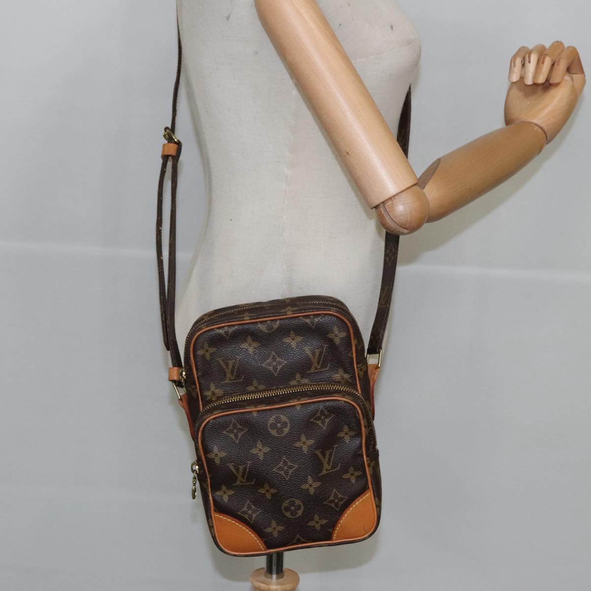 LOUIS VUITTON Monogram Amazon Shoulder Bag M45236 LV Auth 98332