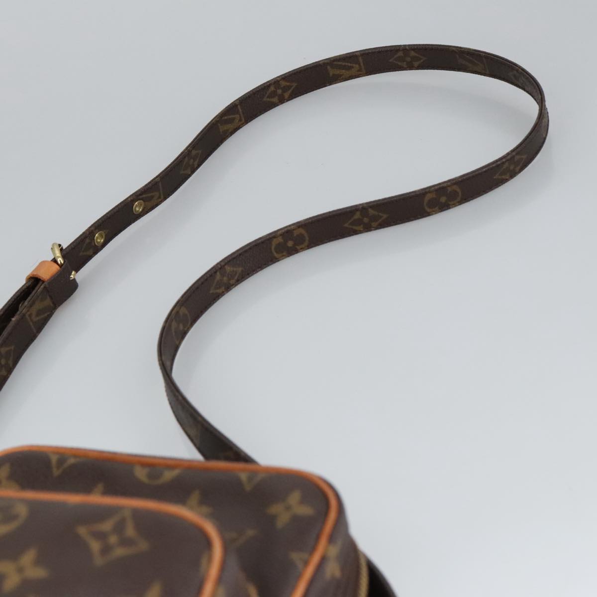 LOUIS VUITTON Monogram Amazon Shoulder Bag M45236 LV Auth 98332