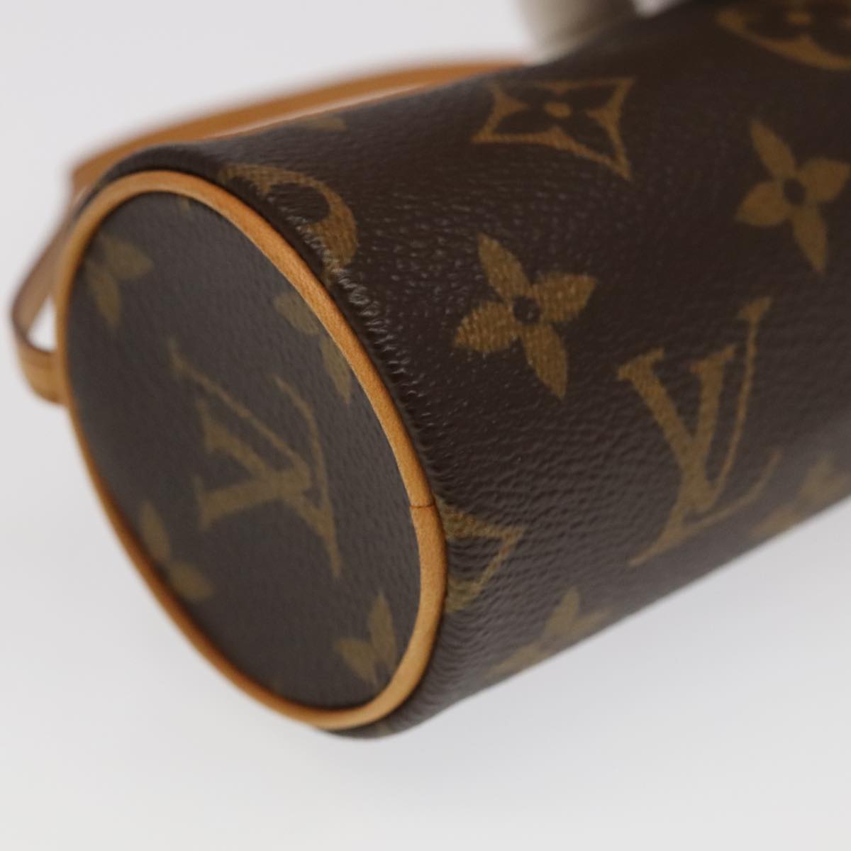 LOUIS VUITTON Monogram Papillon Pouch LV Auth 98347