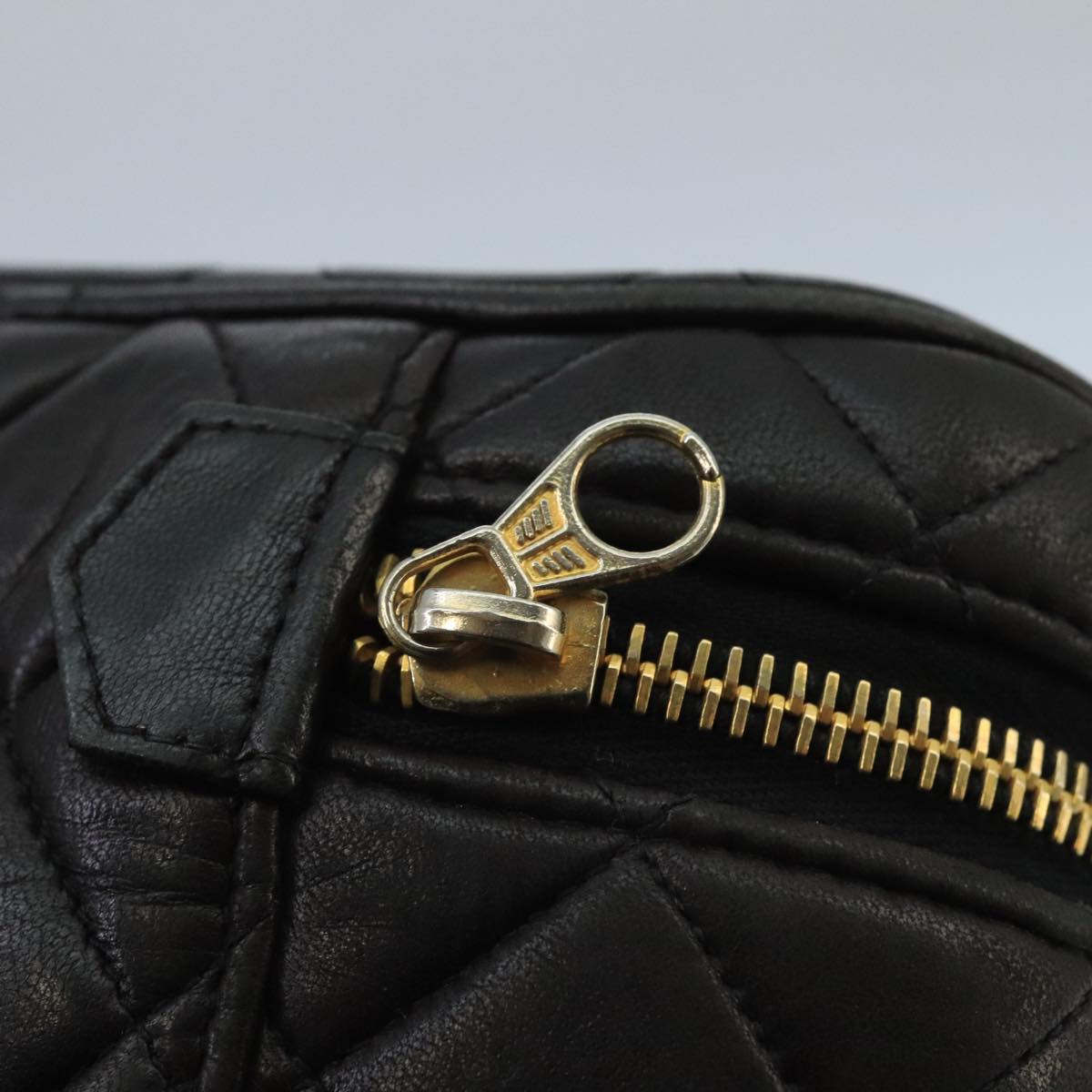 CHANEL Matelasse Hand Bag Lamb Skin Black Gold CC Auth 98389