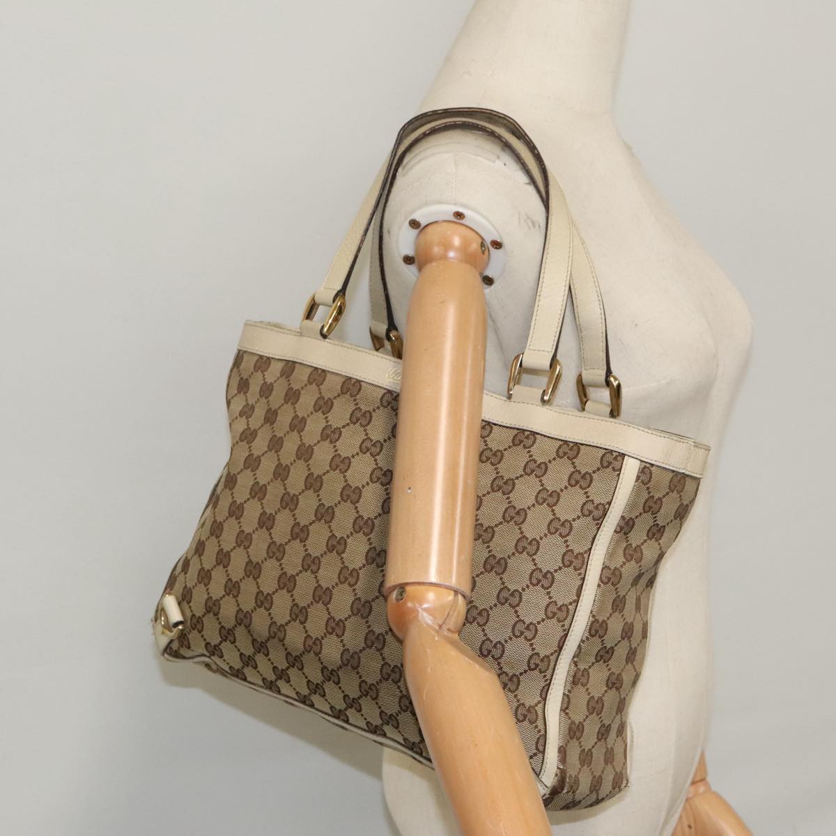 GUCCI GG Canvas Tote Bag Beige Gold 170004 Auth 98399