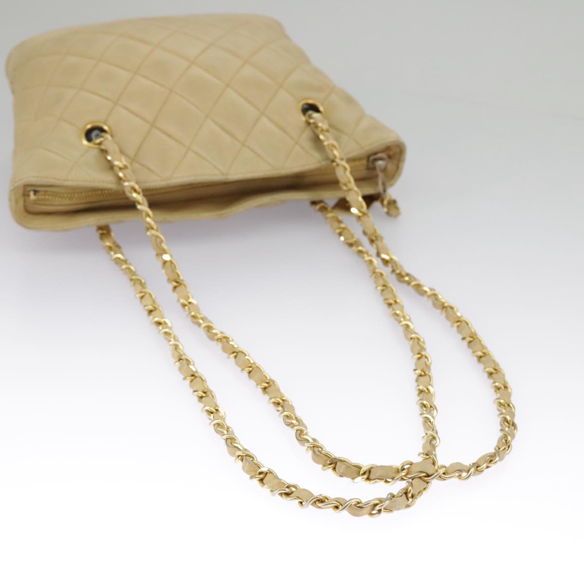 CHANEL Matelasse Chain Shoulder Bag Lamb Skin Beige Gold CC Auth 98416