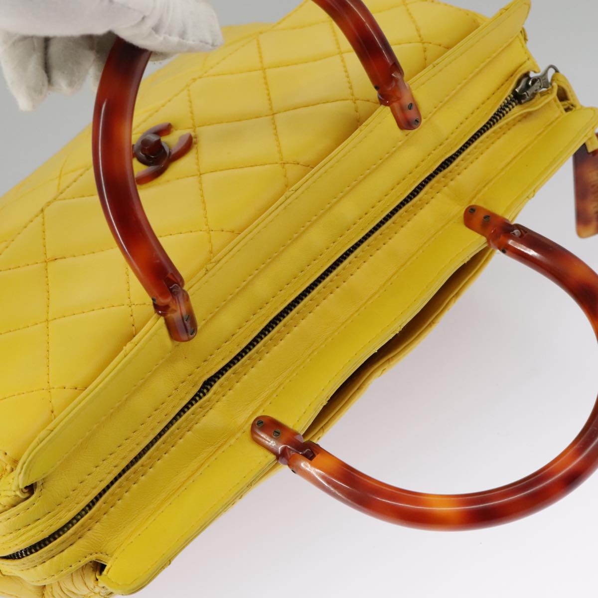 CHANEL Matelasse Hand Bag Lamb Skin Yellow CC Auth 98431