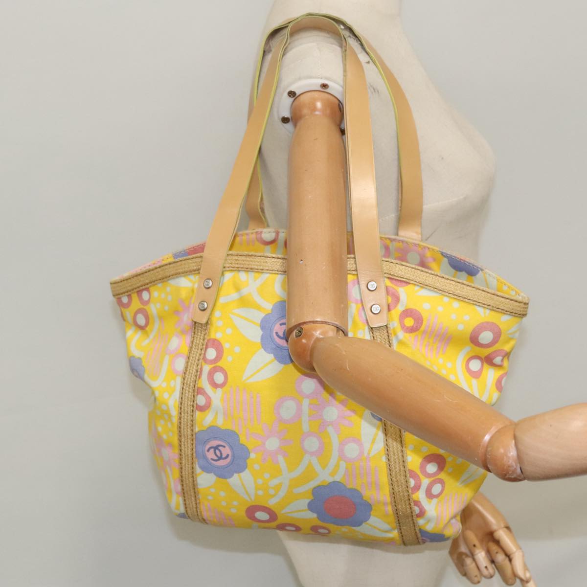 CHANEL Flower Pattern Tote Bag Canvas Silver Yellow CC Auth 98441