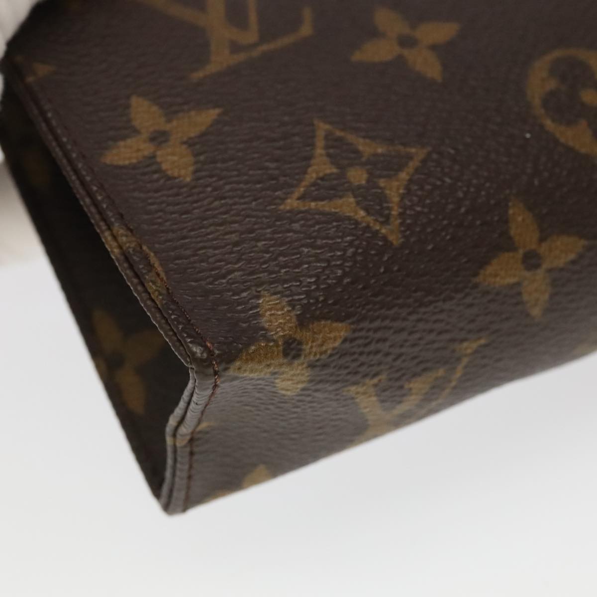 LOUIS VUITTON Monogram Poche Toilette 15 Pouch M47546 LV Auth 98463