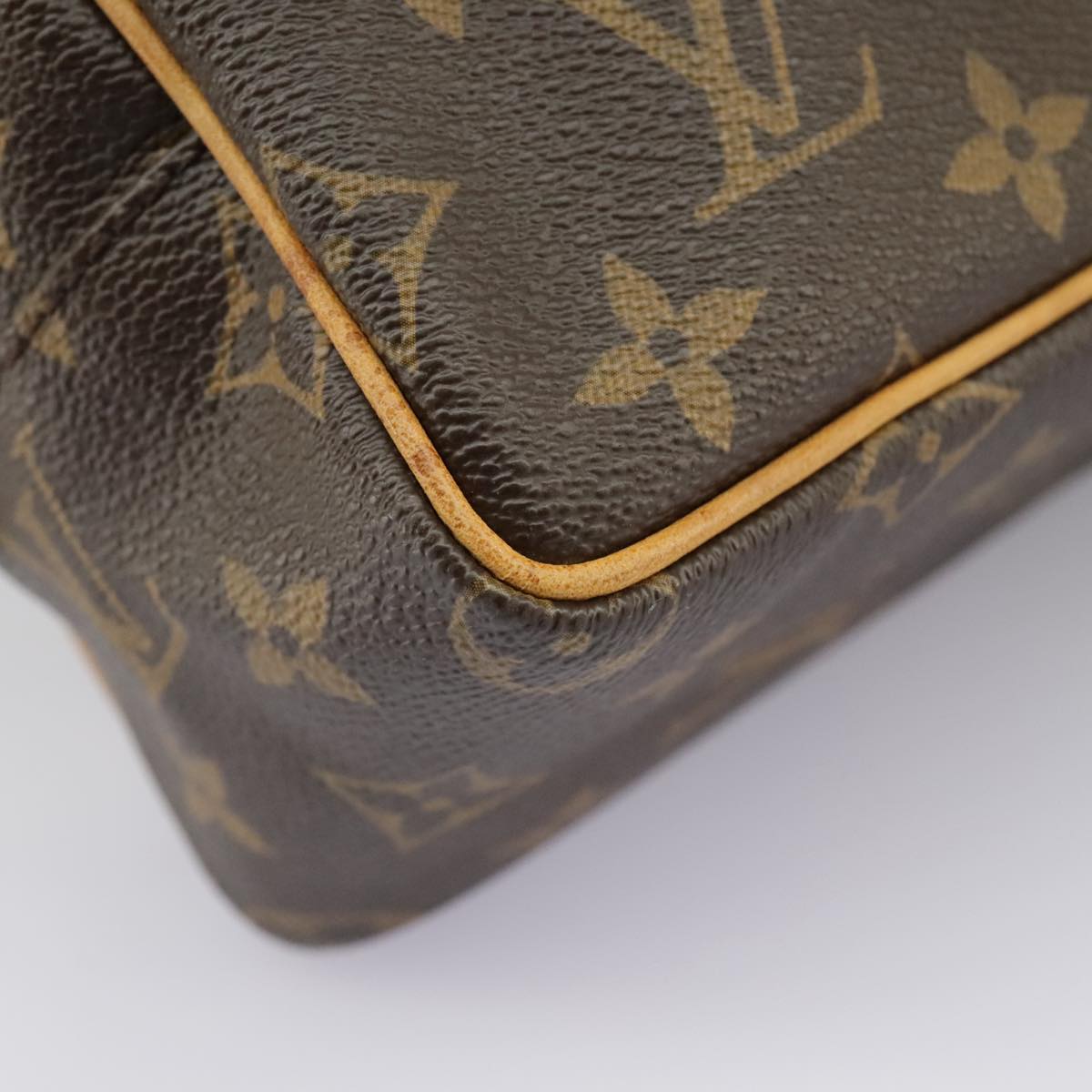 LOUIS VUITTON Monogram Trousse Toilette 25 Clutch Bag M47527 LV Auth 98479