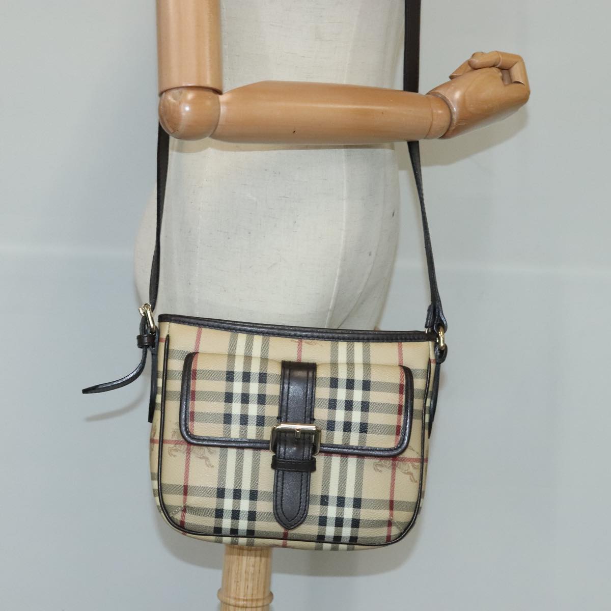 BURBERRY Nova Check Shoulder Bag PVC Beige Gold Auth 98487