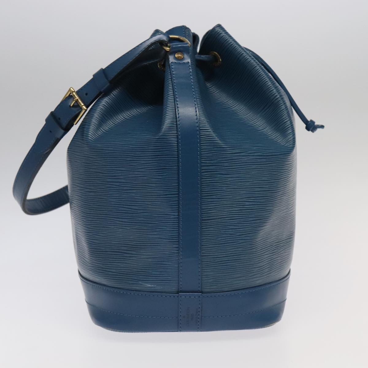 LOUIS VUITTON Epi Noe Shoulder Bag Toledo Blue M44005 LV Auth 98500