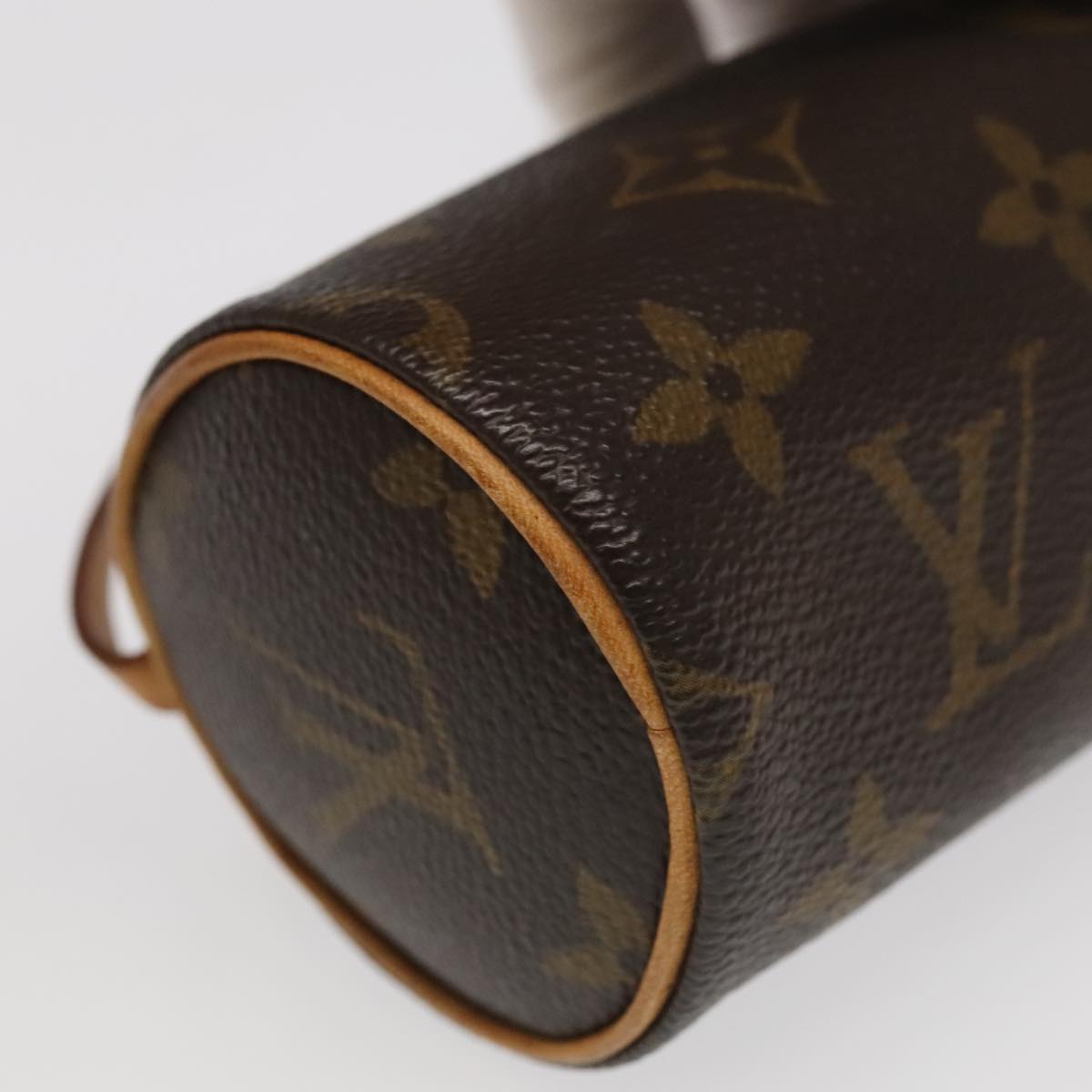 LOUIS VUITTON Monogram Papillon Pouch LV Auth 98546