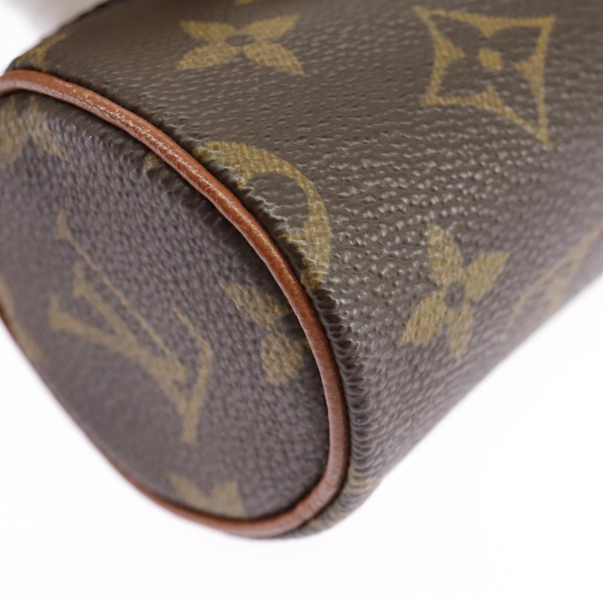 LOUIS VUITTON Monogram Papillon Pouch LV Auth 98550