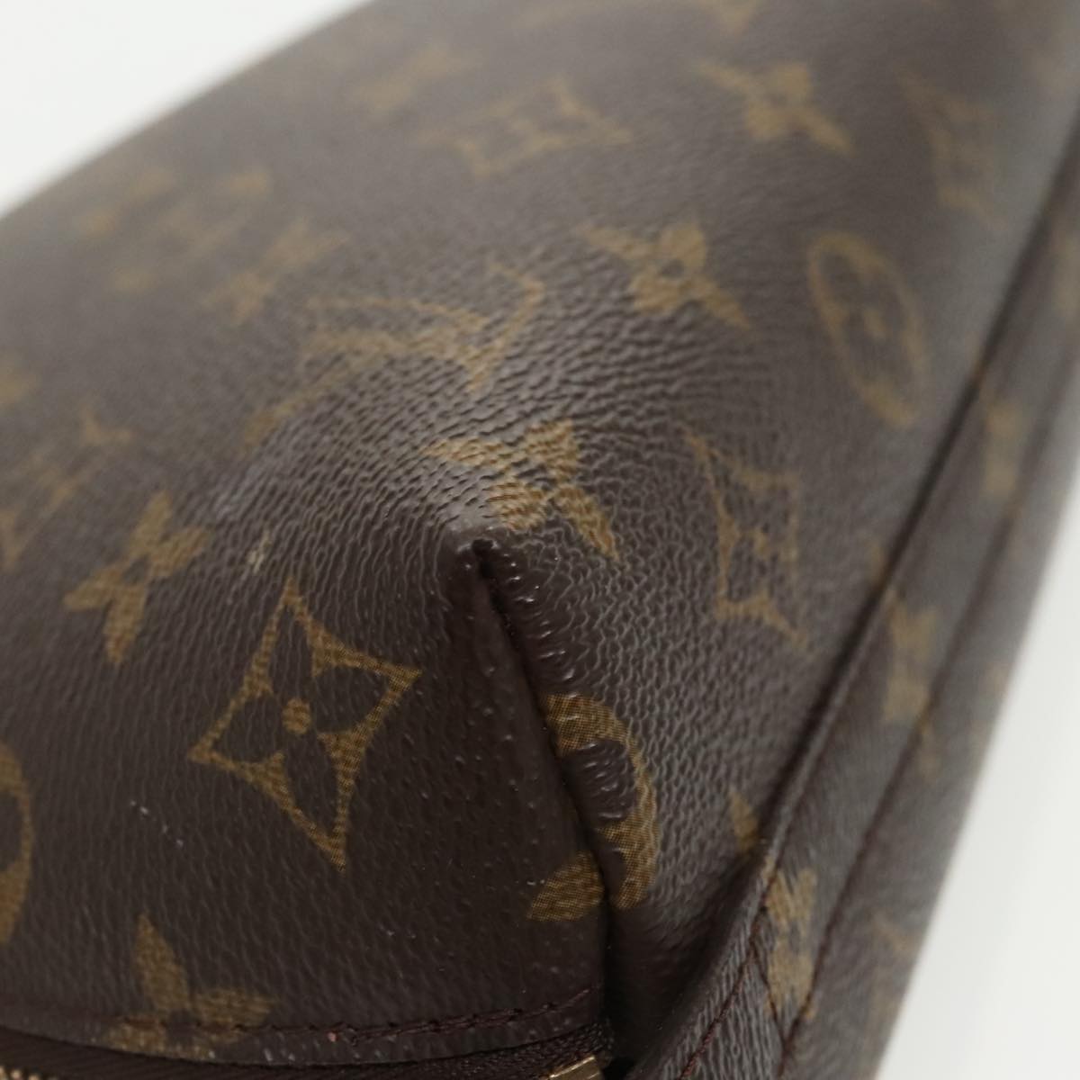 LOUIS VUITTON Monogram Trousse Demi Ronde Cosmetic Pouch M47520 LV Auth 98574