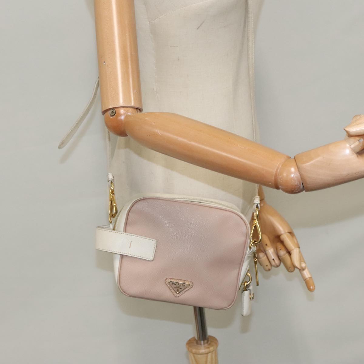 PRADA Shoulder Bag Safiano leather Pink Gold Auth 98595