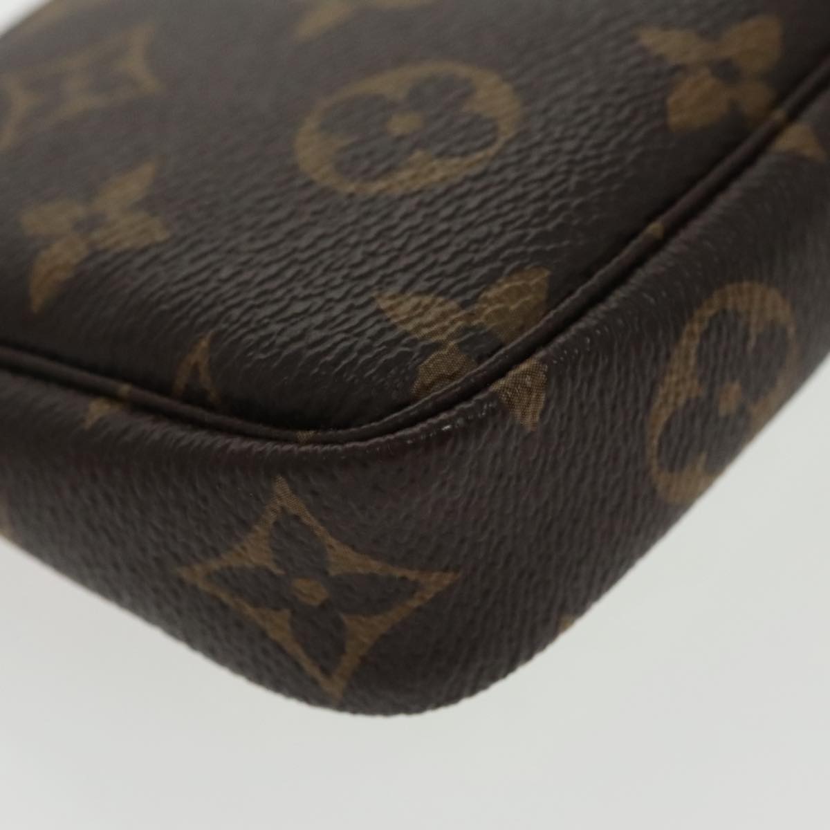 LOUIS VUITTON Monogram Vivienne Mini Pochette Pouch M45905 LV Auth 98601S