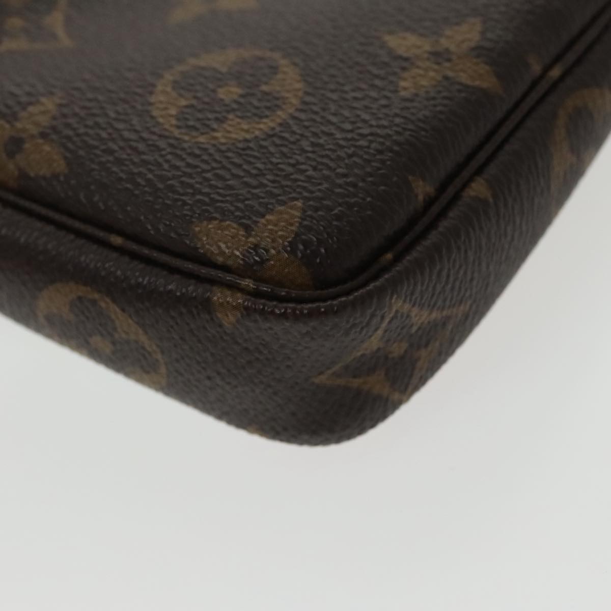 LOUIS VUITTON Monogram Vivienne Mini Pochette Pouch M45905 LV Auth 98601S