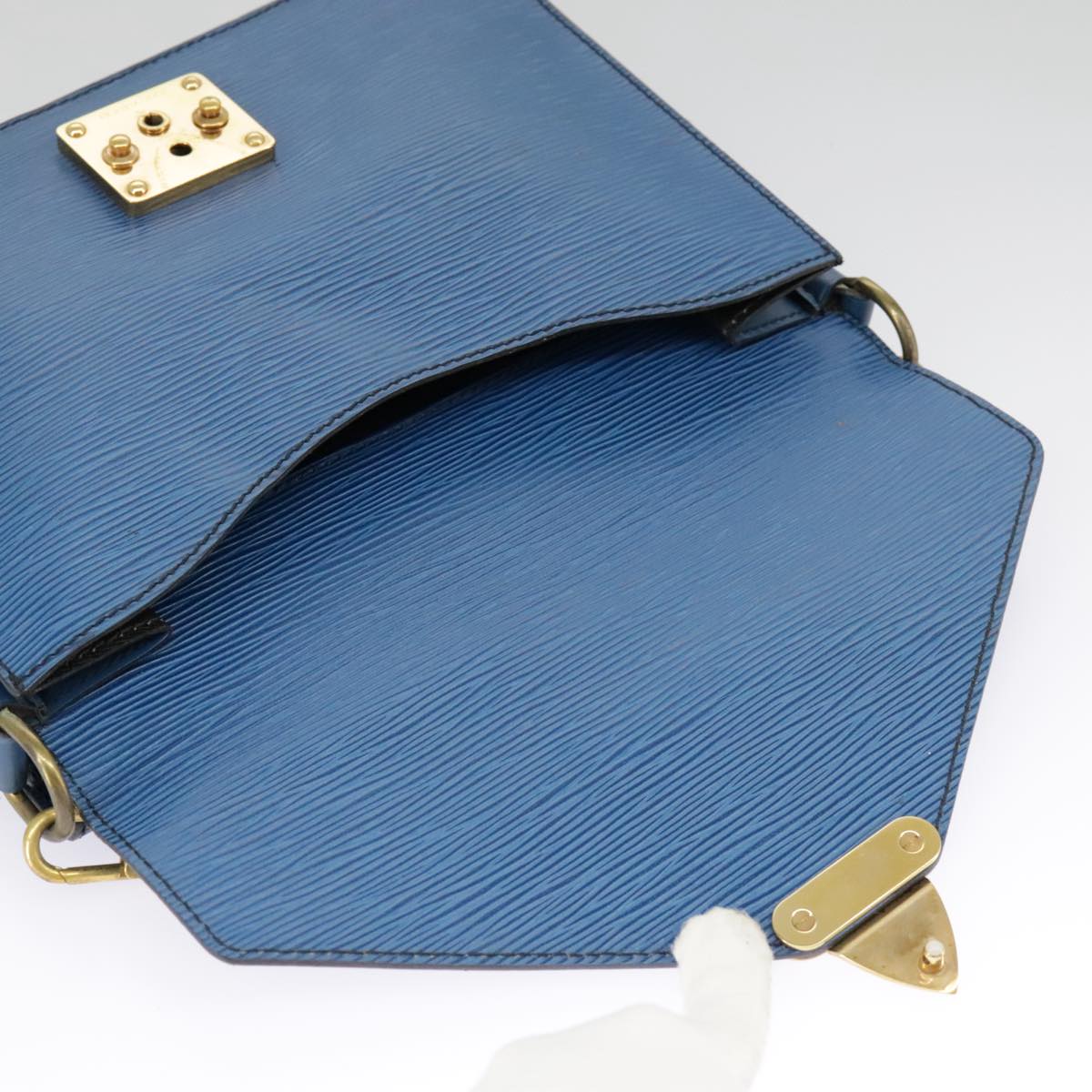 LOUIS VUITTON Epi Biface Clutch Bag Blue LV Auth 98605