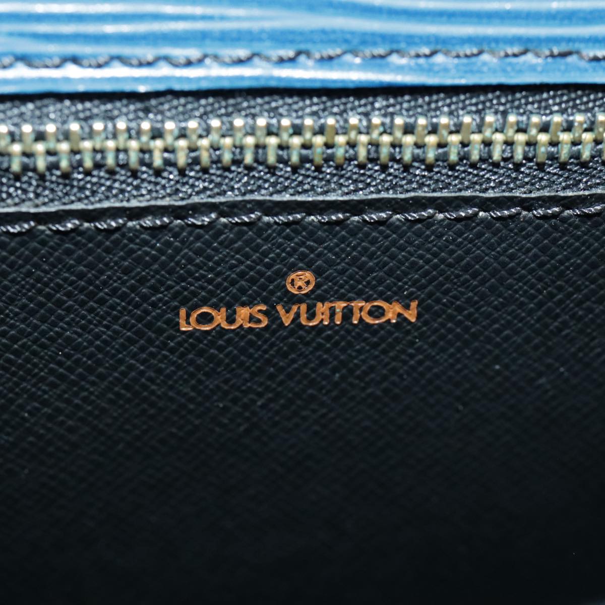 LOUIS VUITTON Epi Biface Clutch Bag Blue LV Auth 98605