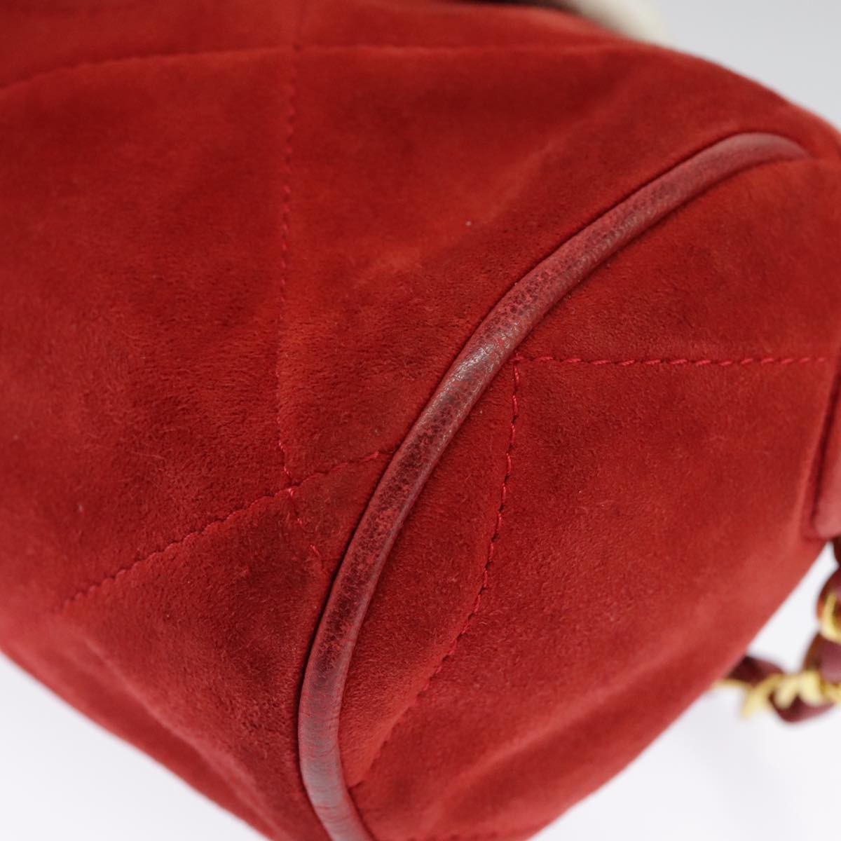 CHANEL Chain Shoulder Bag Suede Red Gold CC Auth 98607