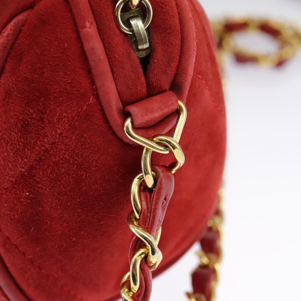 CHANEL Chain Shoulder Bag Suede Red Gold CC Auth 98607