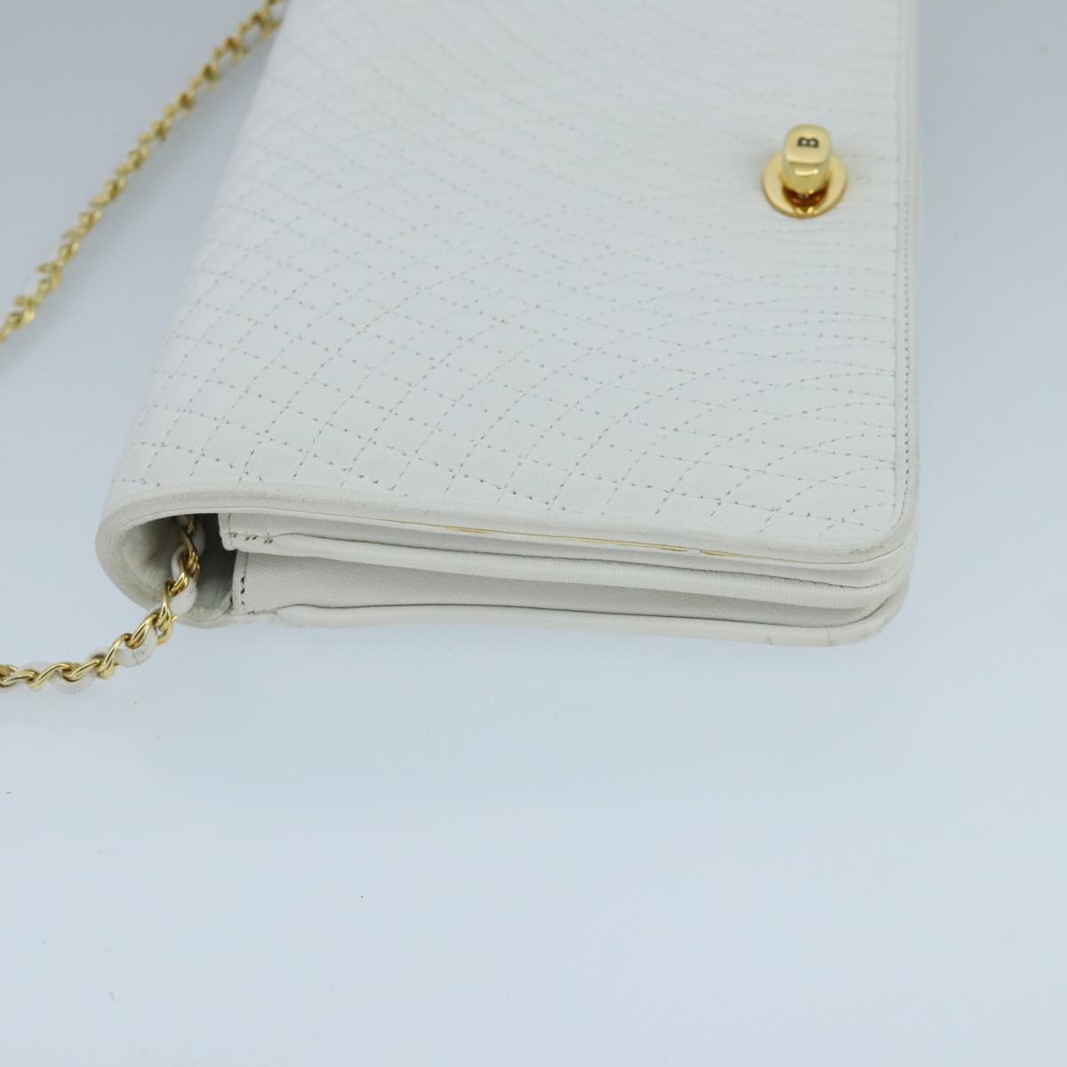 BALLY Chain Shoulder Bag Leather White Gold Auth 98661