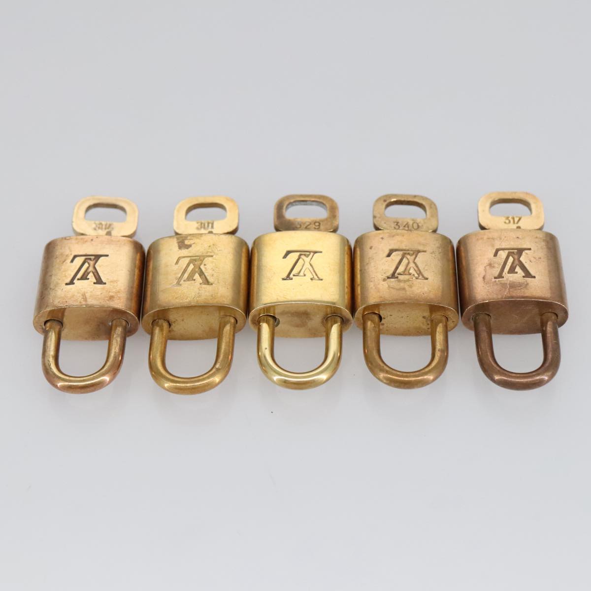 LOUIS VUITTON Padlock 10set metal Gold Tone LV Auth 98670