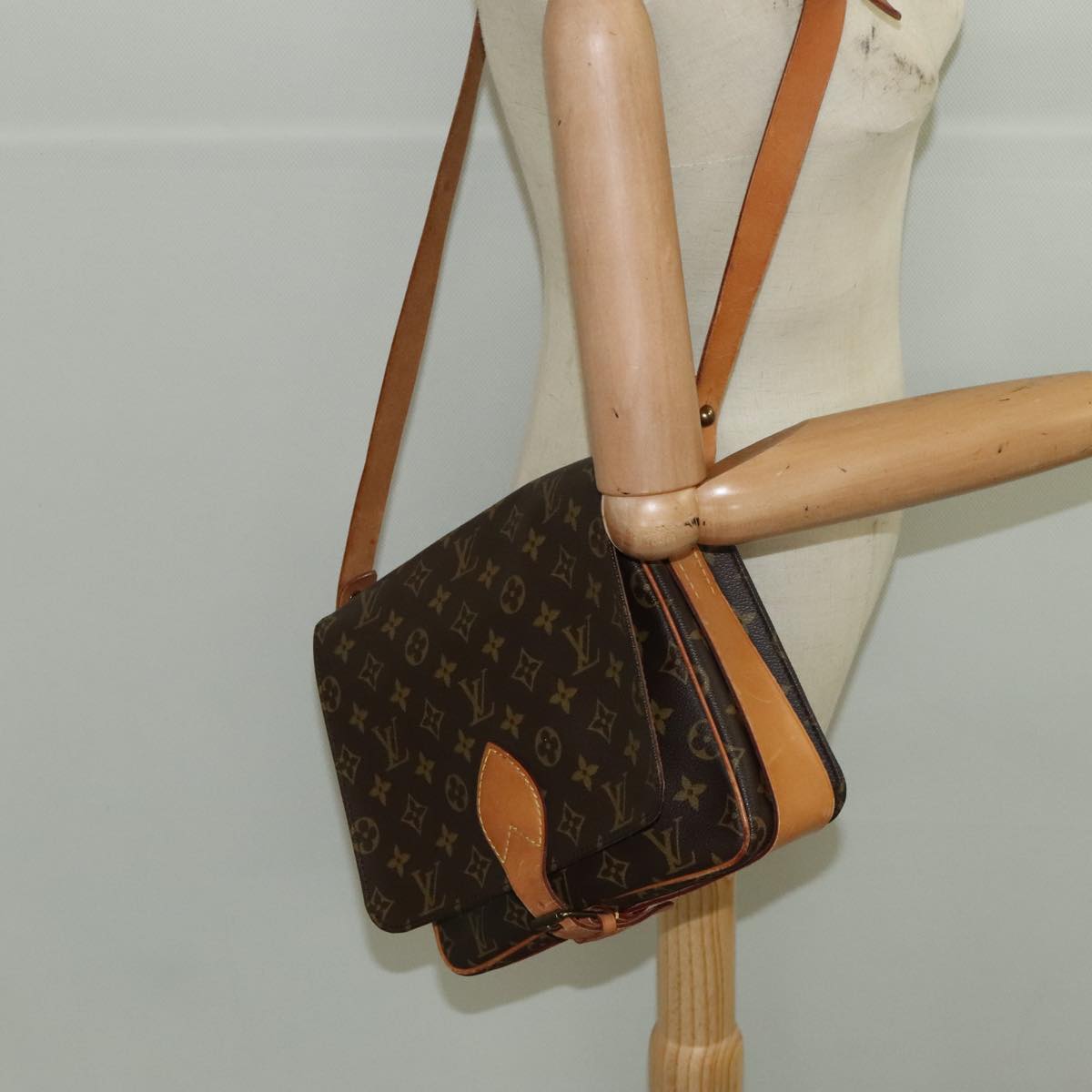 LOUIS VUITTON Monogram Cartouchiere GM Shoulder Bag M51252 LV Auth 98759