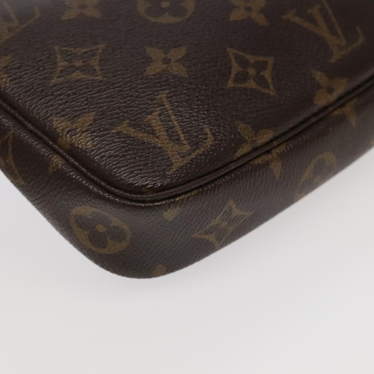 LOUIS VUITTON Monogram Pochette Accessoires Pouch M51980 LV Auth 98839