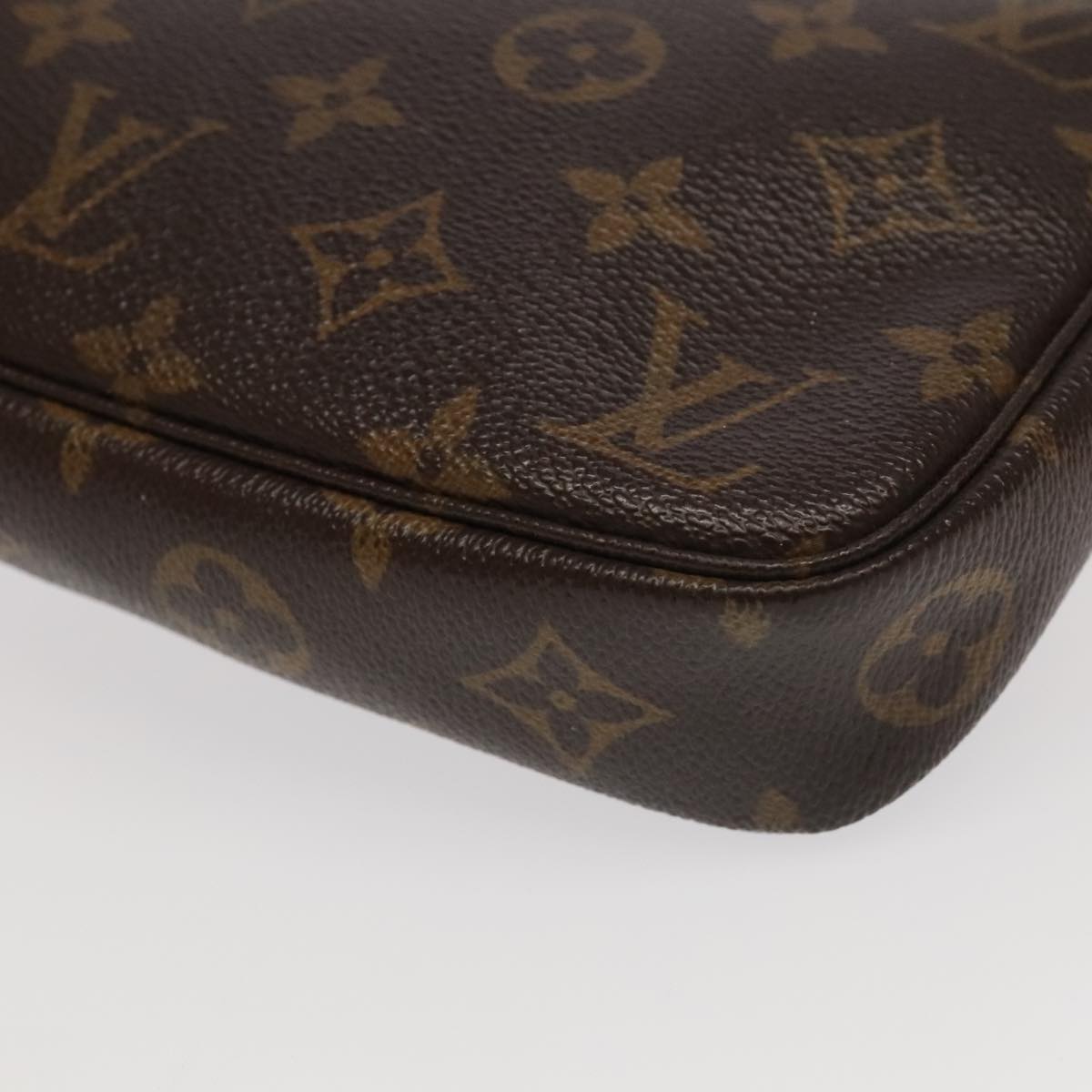 LOUIS VUITTON Monogram Pochette Accessoires Pouch M51980 LV Auth 98839