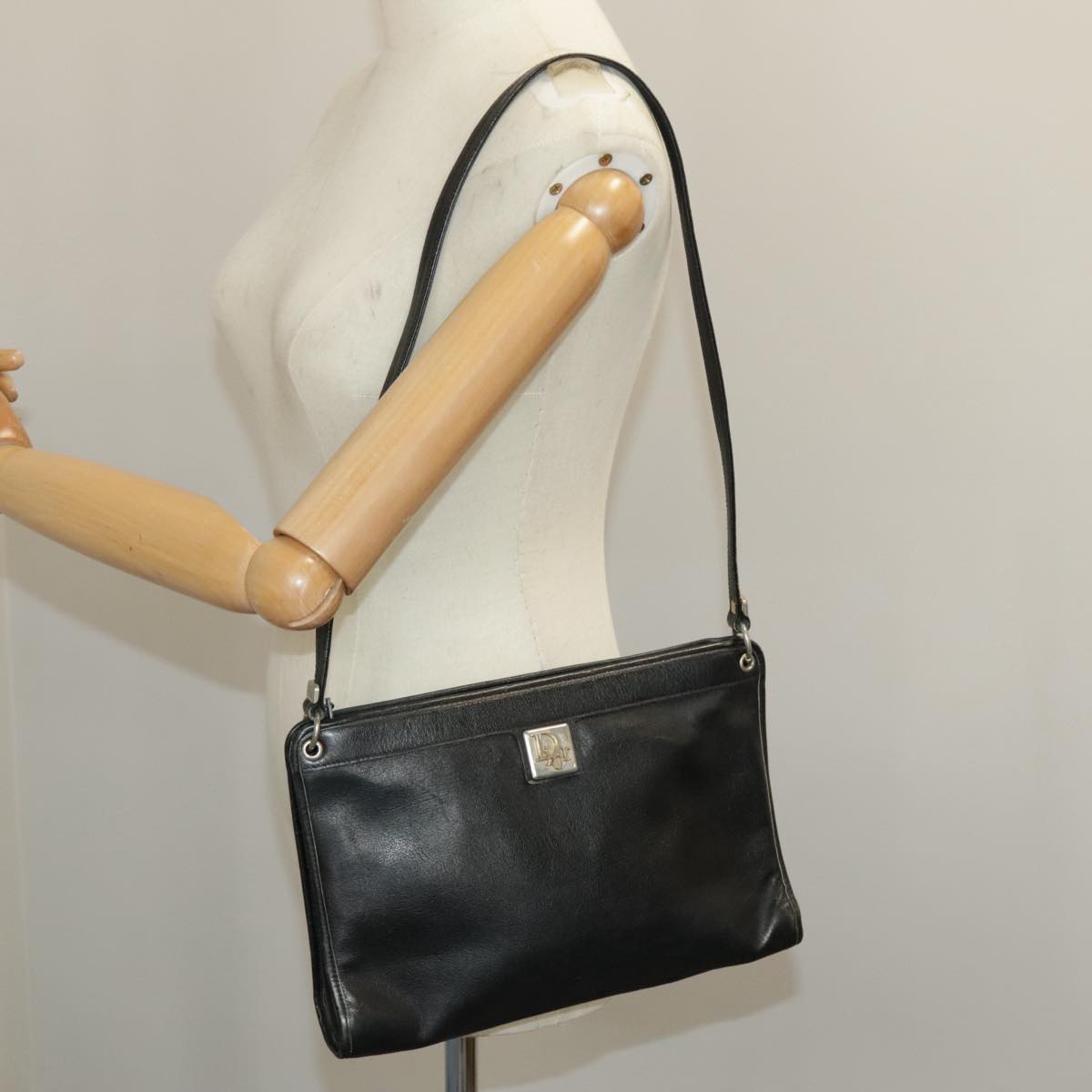 Christian Dior Shoulder Bag Leather Black Auth 98852