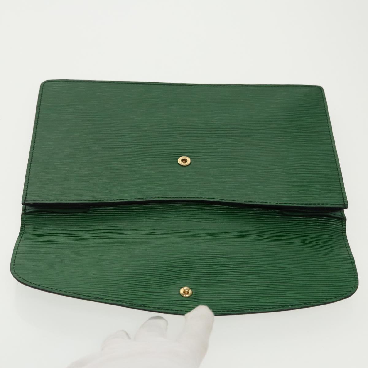 LOUIS VUITTON Epi Montaigne 27 Clutch Bag Green M52654 LV Auth 98858