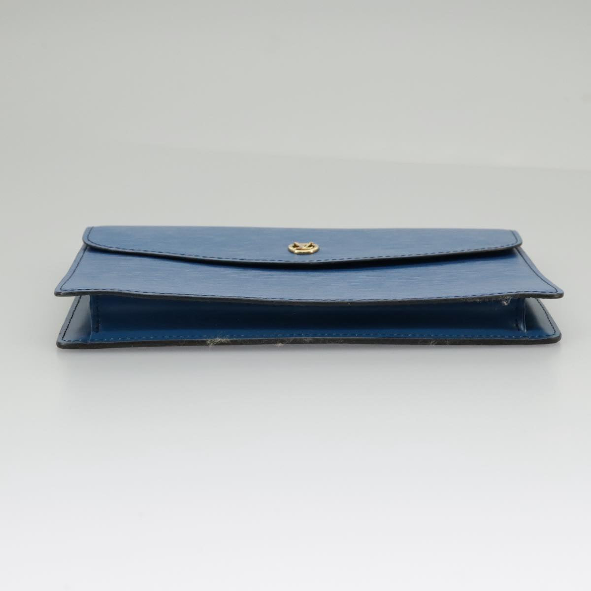 LOUIS VUITTON Epi Montaigne 23 Clutch Bag Blue M52665 LV Auth 98876