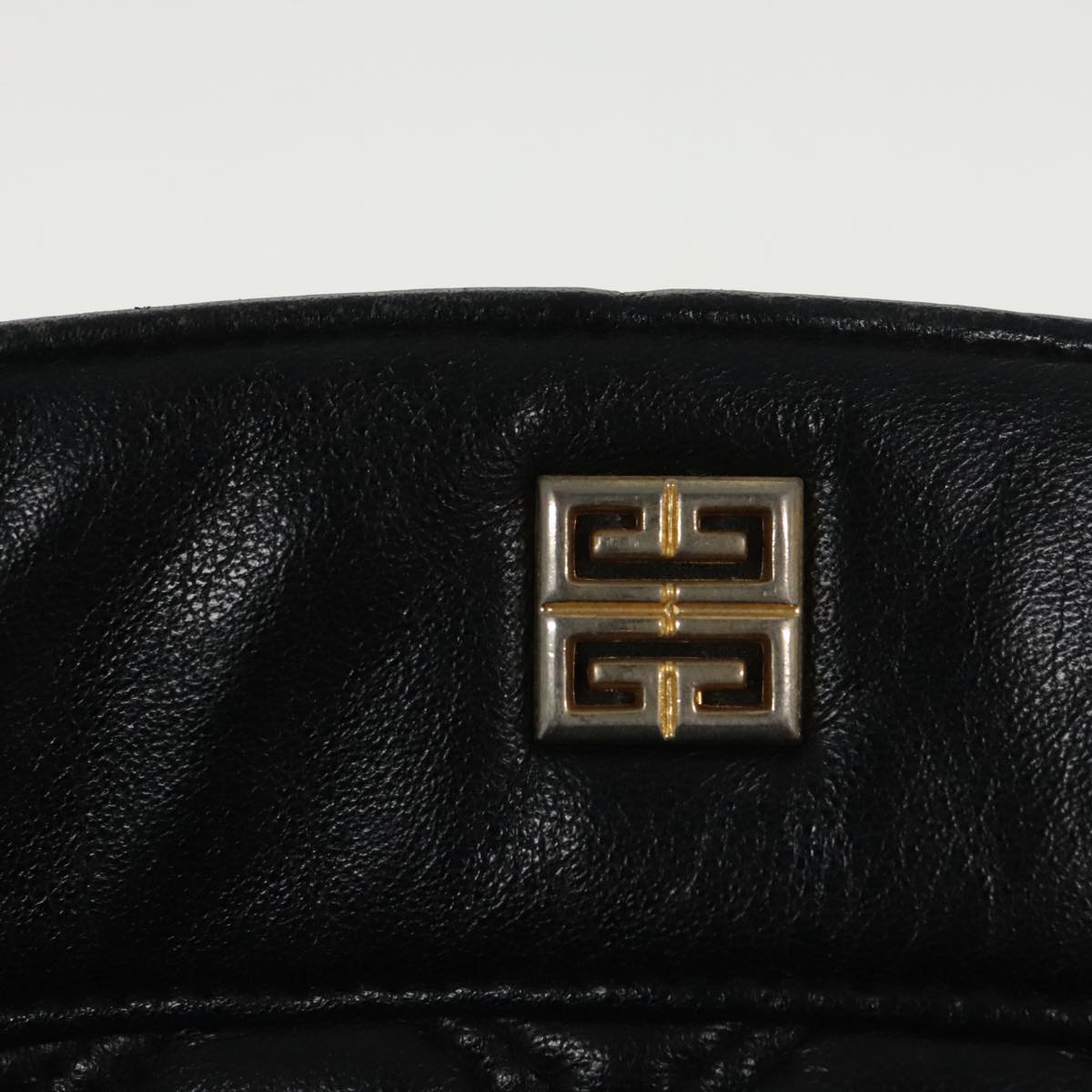 GIVENCHY Chain Shoulder Bag Leather Black Gold Auth 98879