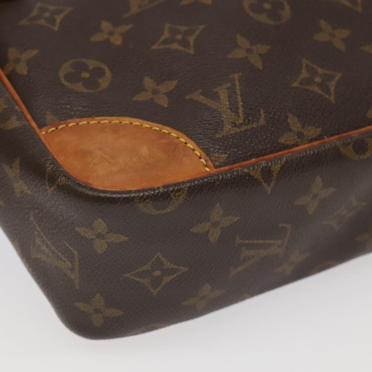 LOUIS VUITTON Monogram Trocadero 30 Shoulder Bag M51272 LV Auth 98897