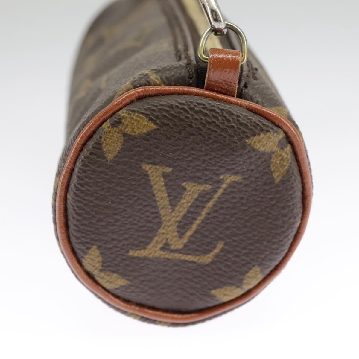 LOUIS VUITTON Monogram Papillon Pouch LV Auth 98902